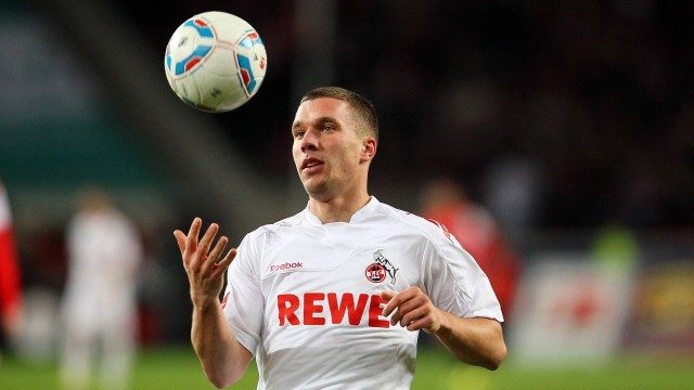 开云体育官方网站-球队在欧冠淘汰赛中靠整体实力走得更远，欧冠进入淘汰赛最多的球队